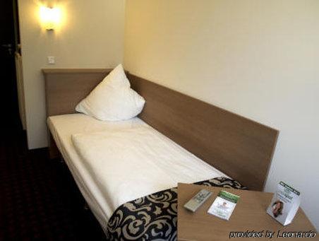 Mcdreams Hotel Wuppertal City Экстерьер фото