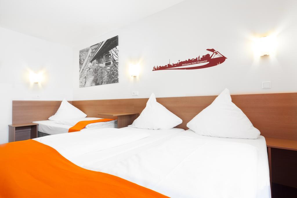 Mcdreams Hotel Wuppertal City Экстерьер фото